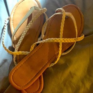 these are cute bobbie brooks sandals